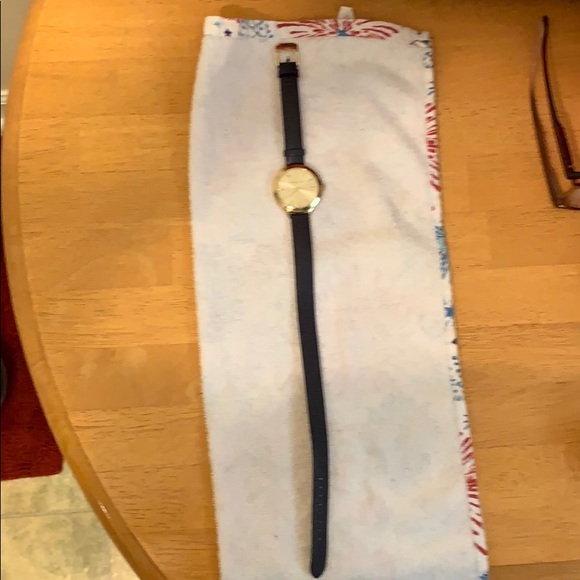 Michael Kors - Picture 2 of 5